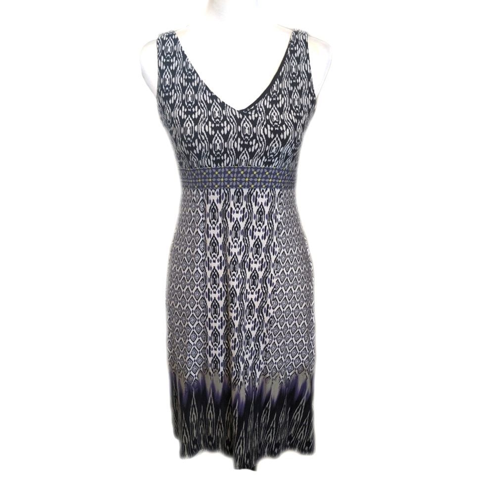Athleta stretchy tie waist dress, tribal pattern, built in bra, small